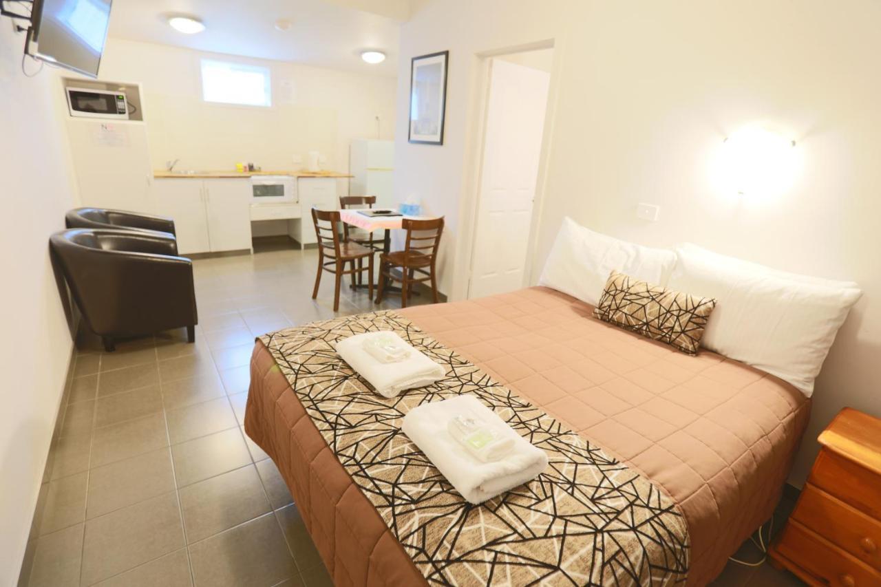 The Esplanade Motel Lakes Entrance Bagian luar foto