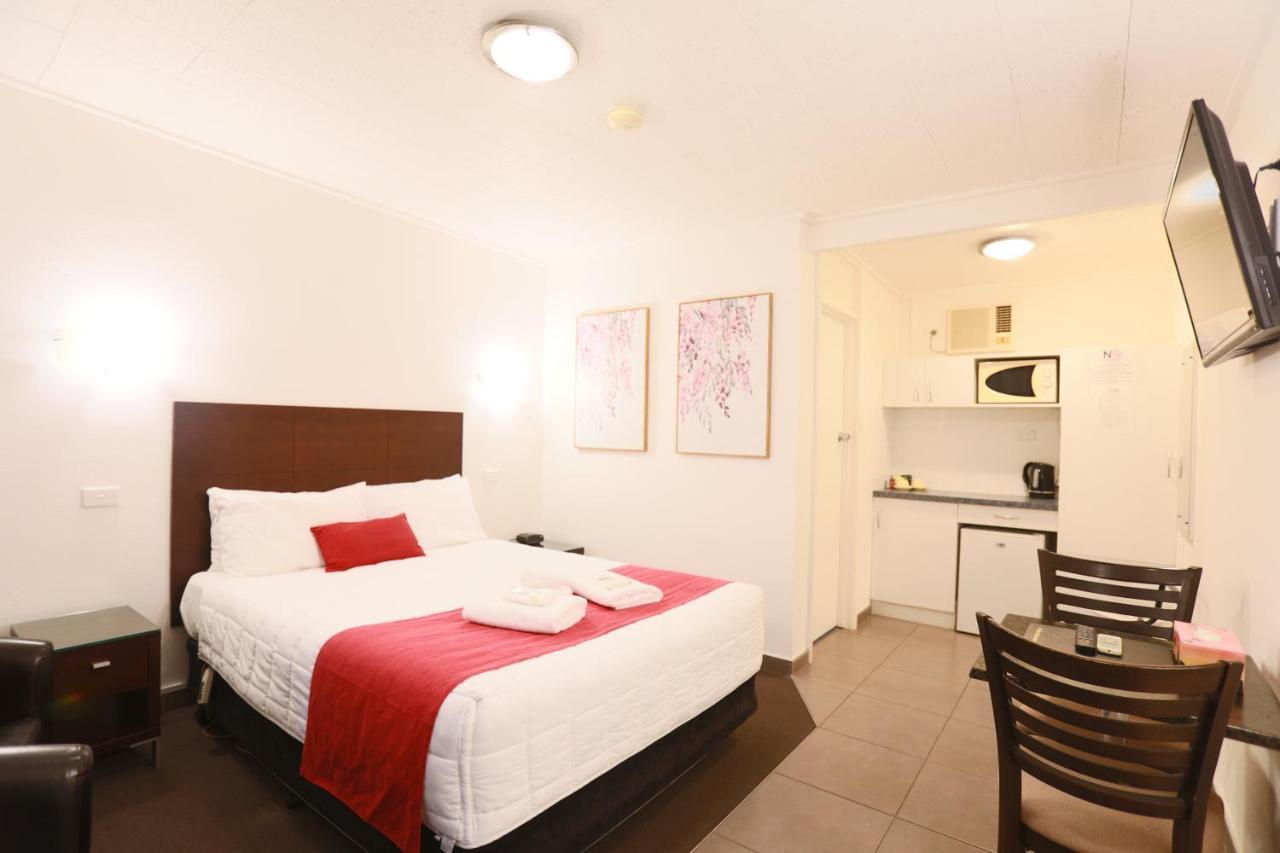 The Esplanade Motel Lakes Entrance Bagian luar foto