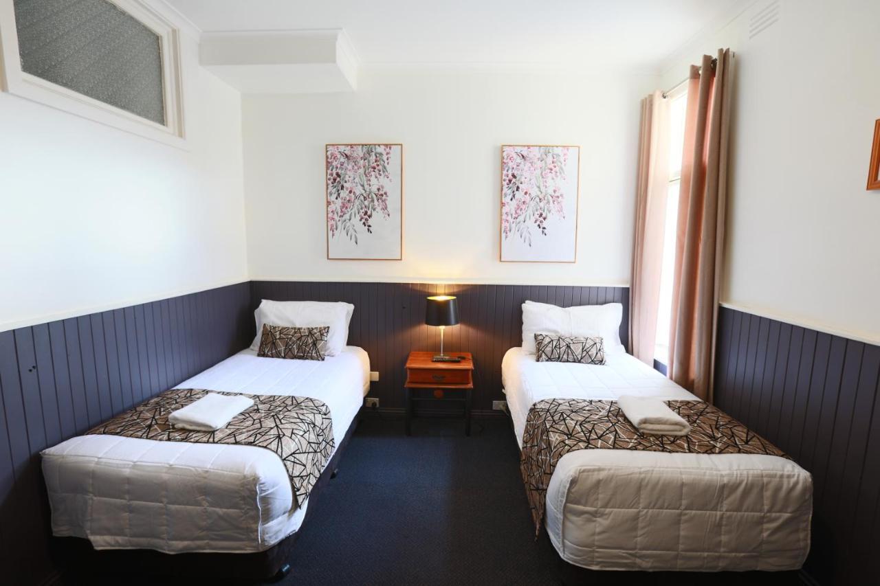 The Esplanade Motel Lakes Entrance Bagian luar foto