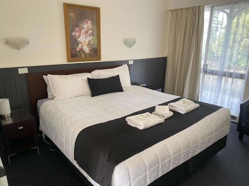 The Esplanade Motel Lakes Entrance Bagian luar foto