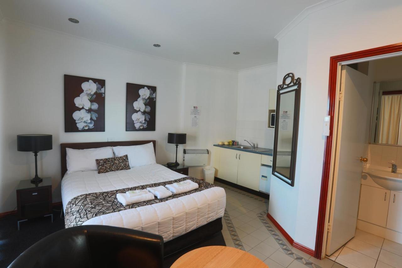 The Esplanade Motel Lakes Entrance Bagian luar foto