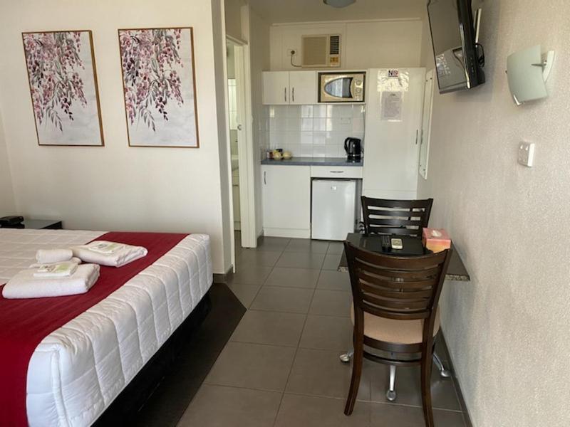 The Esplanade Motel Lakes Entrance Bagian luar foto